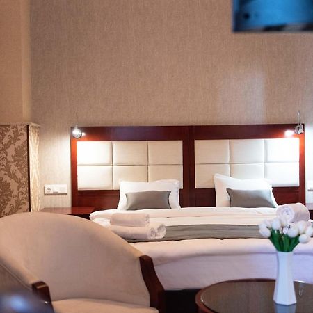 Kraveli Hotel Tbilisi Luaran gambar