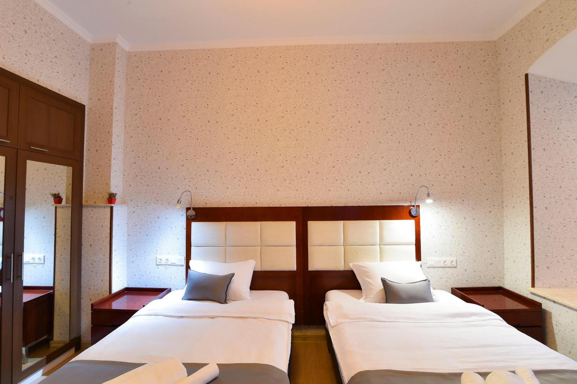 Kraveli Hotel Tbilisi Luaran gambar