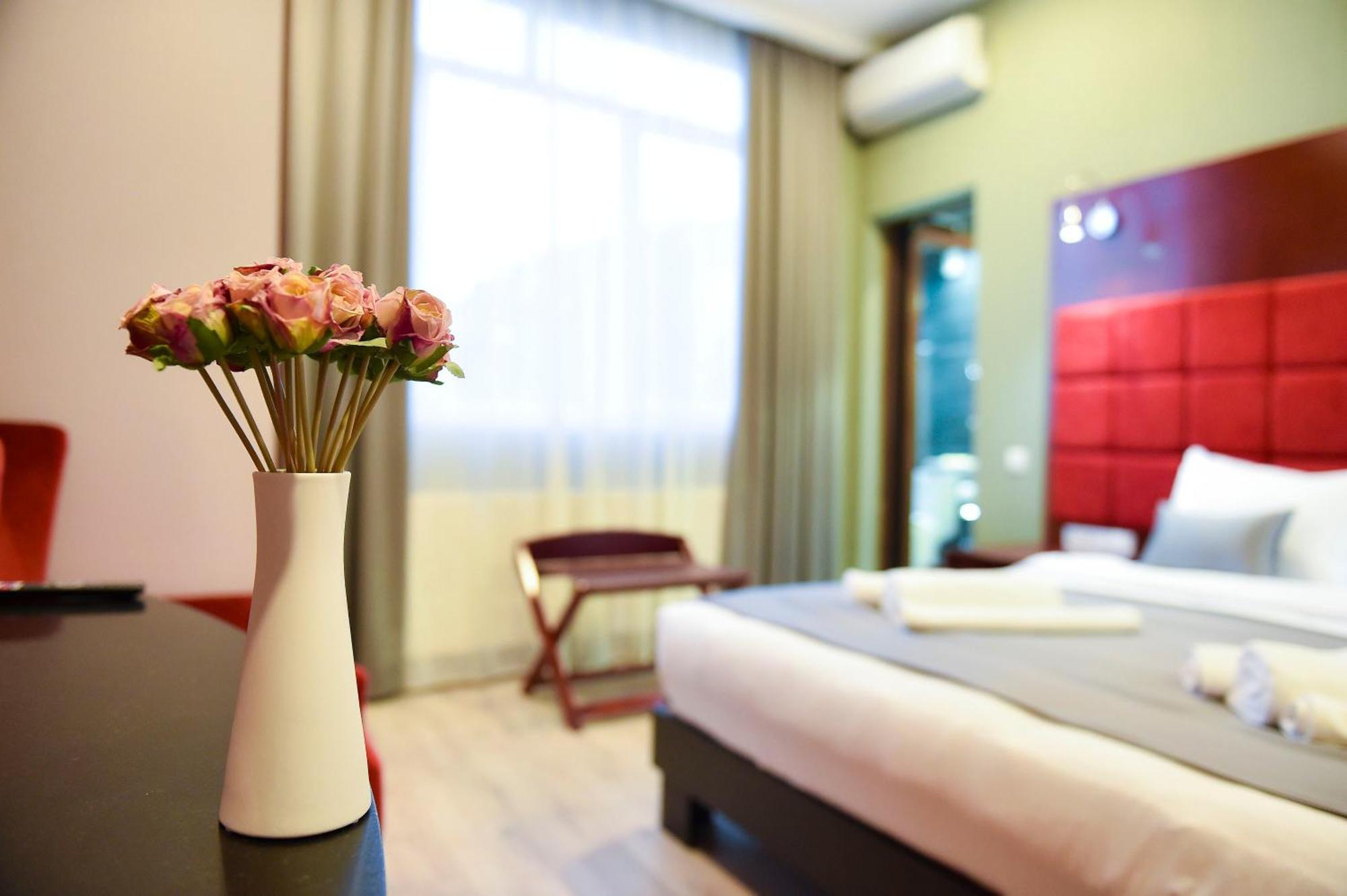 Kraveli Hotel Tbilisi Luaran gambar