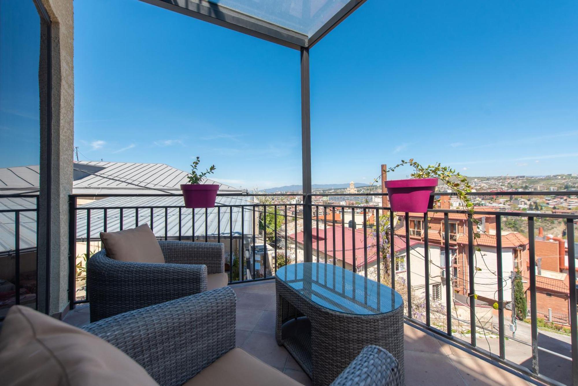 Kraveli Hotel Tbilisi Luaran gambar