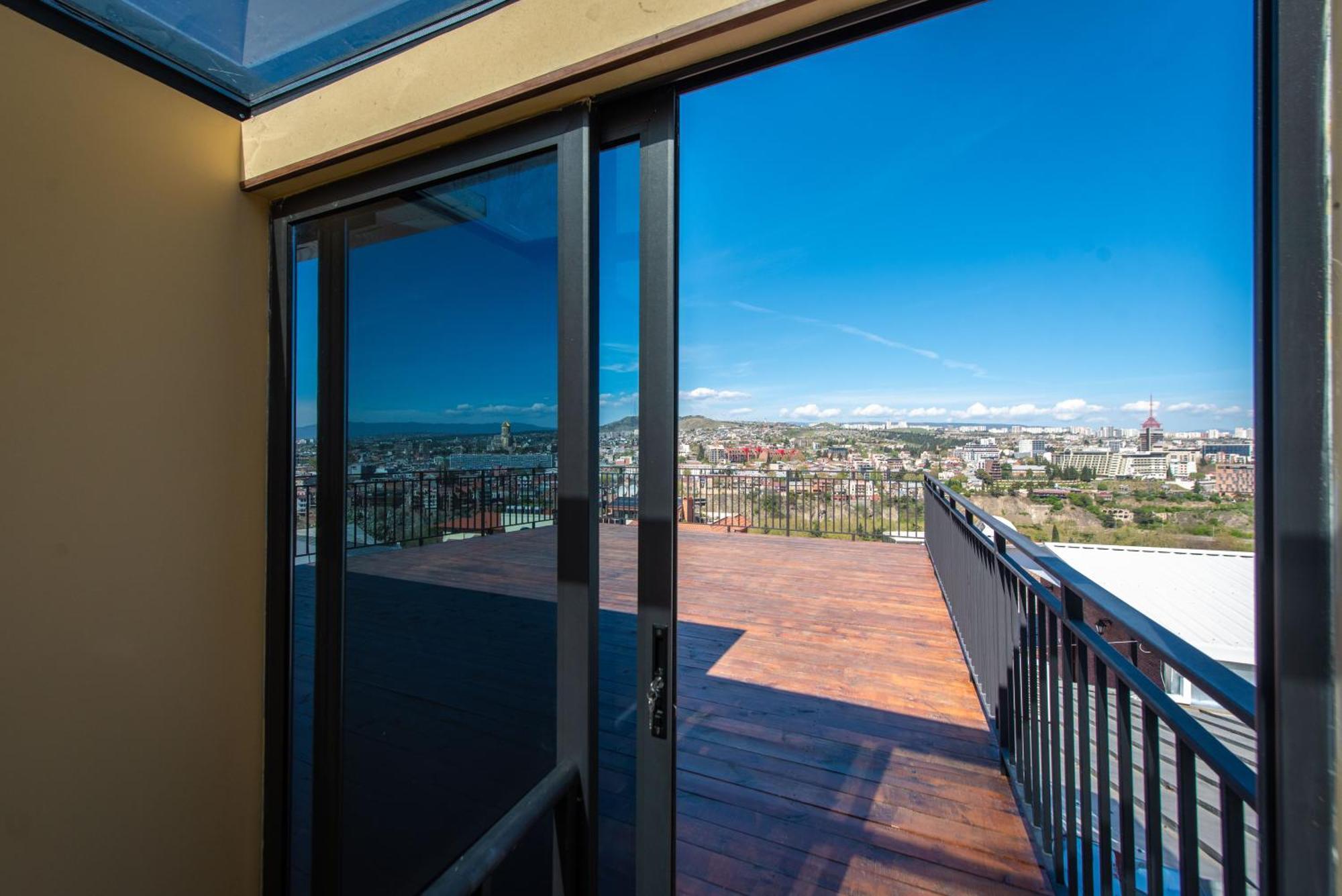 Kraveli Hotel Tbilisi Luaran gambar