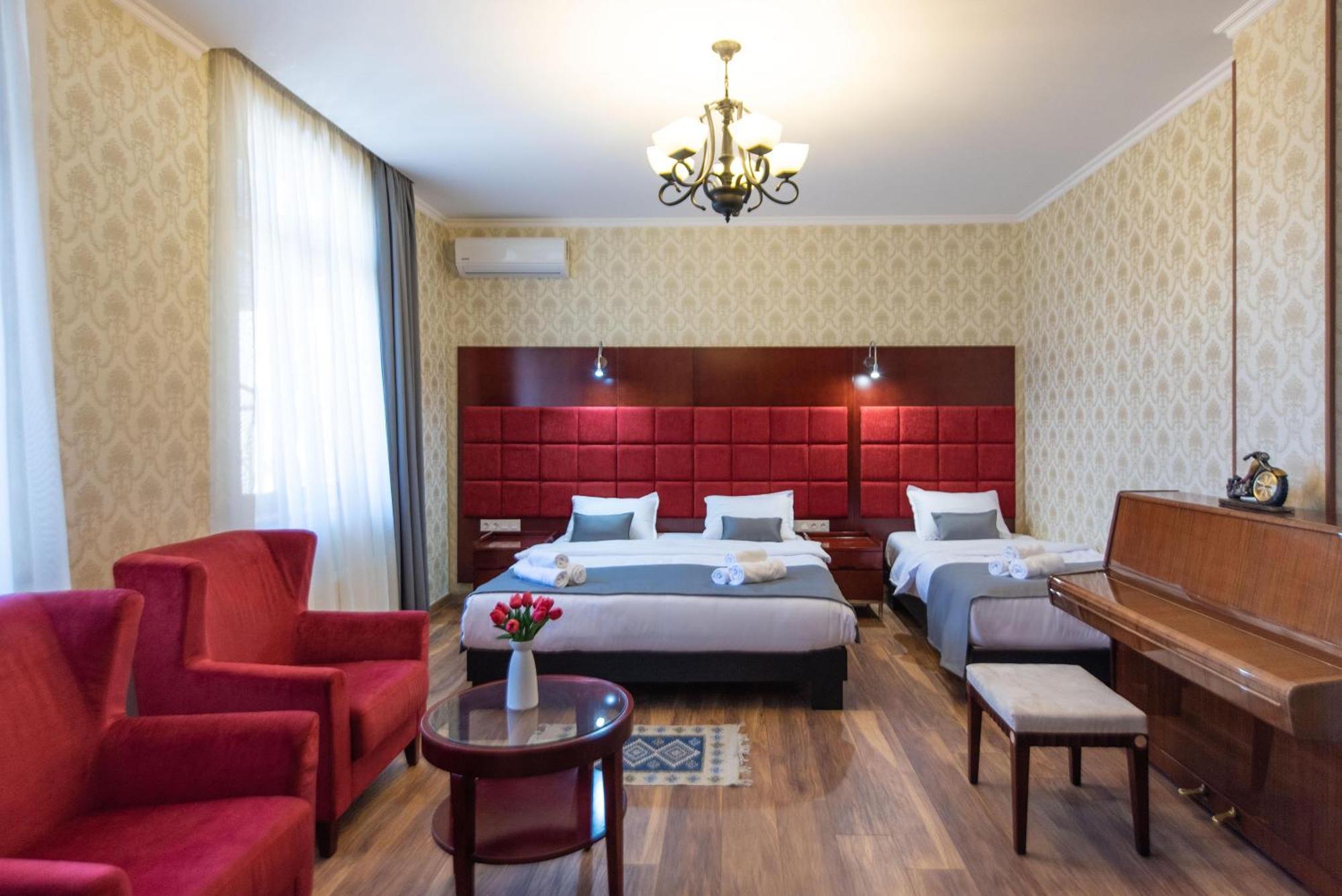 Kraveli Hotel Tbilisi Luaran gambar
